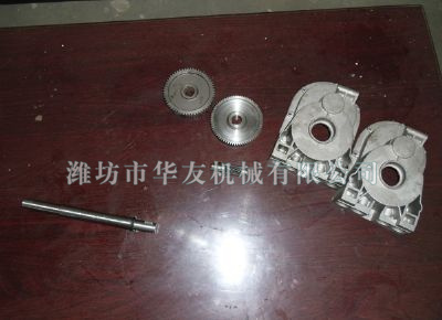 點擊查看詳細(xì)信息<br>標(biāo)題：華友機械齒輪 電機軸 齒輪箱體 閱讀次數(shù)：4684