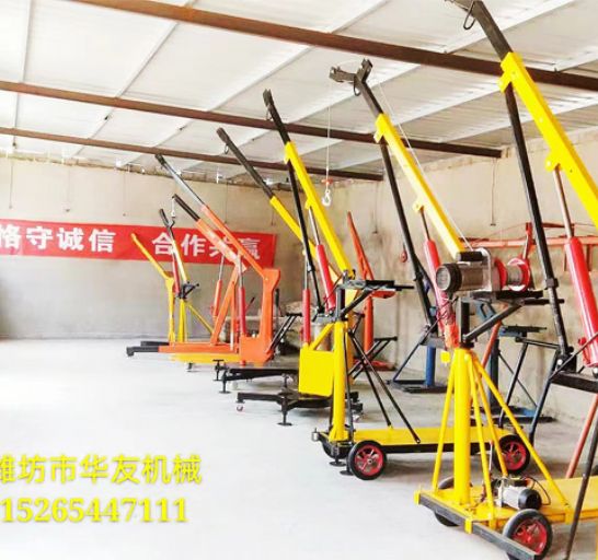 點(diǎn)擊查看詳細(xì)信息<br>標(biāo)題：裝車卸貨用小吊機(jī) 閱讀次數(shù)：1979