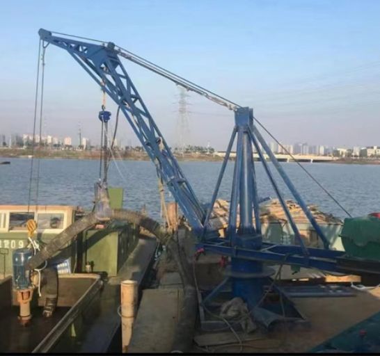 點擊查看詳細信息<br>標題：裝車卸貨 車間碼頭 魚塘吊機 閱讀次數(shù)：1623