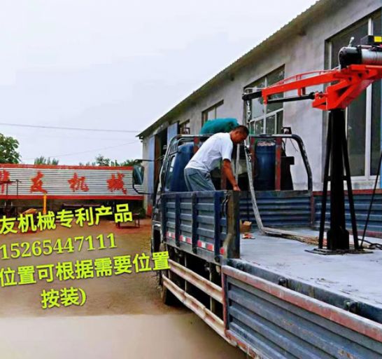 點(diǎn)擊查看詳細(xì)信息<br>標(biāo)題：車(chē)載小吊機(jī)  液壓小吊機(jī) 閱讀次數(shù)：1944